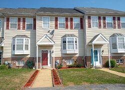 Pre-foreclosure in  HAWK DR Newark, DE 19702