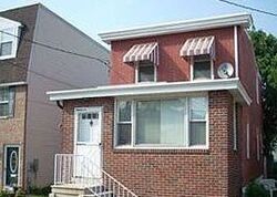 Pre-foreclosure in  W 2ND ST Wilmington, DE 19805