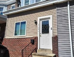 Pre-foreclosure in  N MADISON ST Wilmington, DE 19802