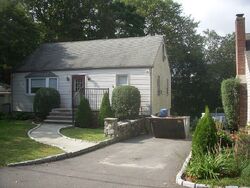 Pre-foreclosure in  BYRAM TERRACE DR Greenwich, CT 06831