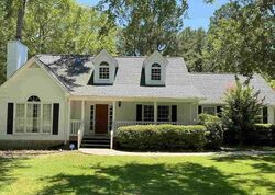 Pre-foreclosure in  KINGS FOREST DR Leeds, AL 35094