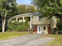 Pre-foreclosure in  ALDERWOOD LN Bowie, MD 20716