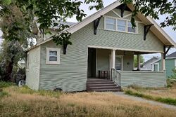 Pre-foreclosure in  C ST Lemoore, CA 93245