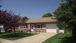 Pre-foreclosure in  HILL N DALE DR S York, PA 17403