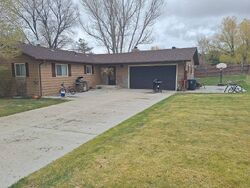 Pre-foreclosure in  CLEARVIEW DR Green River, WY 82935