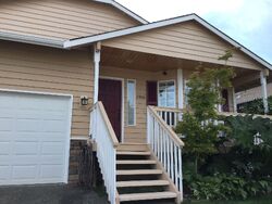 Pre-foreclosure in  79TH AVE NE Marysville, WA 98270