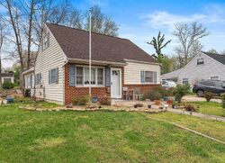 Pre-foreclosure in  LAMBERT DR Manassas, VA 20111