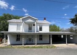 Pre-foreclosure in  DEFORD AVE Stanley, VA 22851