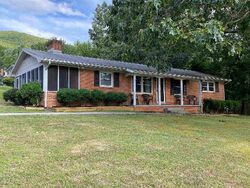Pre-foreclosure in  SPRUCE AVE Buena Vista, VA 24416