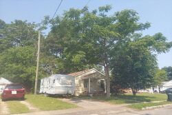 Pre-foreclosure in  ELIZABETH ST Suffolk, VA 23434