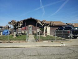 Pre-foreclosure in  E COMPTON AVE Pixley, CA 93256
