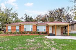  Scyene Rd, Dallas TX