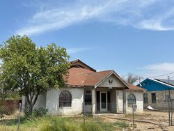  Pueblo Nuevo Dr, Eagle Pass TX