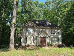 Pre-foreclosure in  ROLLING WOOD TRL NE Cleveland, TN 37312