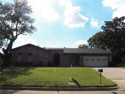 Pre-foreclosure in  COOPER DR Hurst, TX 76053