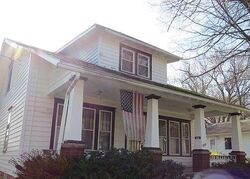 Pre-foreclosure in  MOUNT VERNON AVE Akron, OH 44310