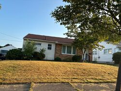  E Ralston Ave, Akron OH