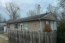 Pre-foreclosure in  BAUMBERGER RD Stow, OH 44224