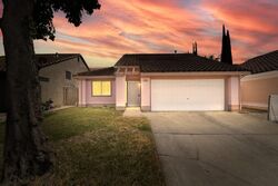 Pre-foreclosure in  WAYNESBORO DR Ceres, CA 95307