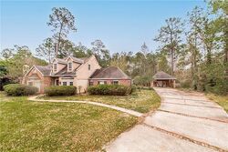 Pre-foreclosure in  SALEM DR Mandeville, LA 70471