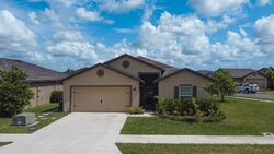  Imagination Dr, Fort Pierce FL