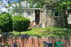 Pre-foreclosure in  GLACIER AVE Capitol Heights, MD 20743