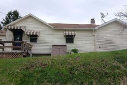 Pre-foreclosure Listing in NOWRYTOWN RD SALTSBURG, PA 15681