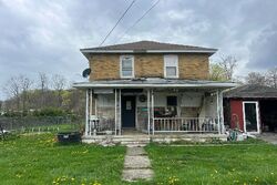 Pre-foreclosure in  PENN AVE Alverda, PA 15710