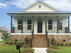 Pre-foreclosure in  LAFAYE ST New Orleans, LA 70122