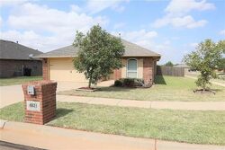 Pre-foreclosure in  NW 157TH ST Edmond, OK 73013