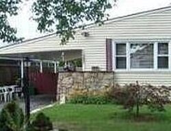 Pre-foreclosure in  LIVINGSTON ST Bethlehem, PA 18017