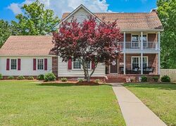 Pre-foreclosure in  E RAINTREE LN Goldsboro, NC 27534