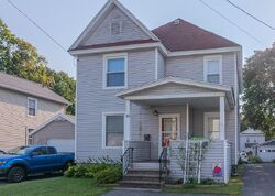 Pre-foreclosure in  ELM ST Ilion, NY 13357