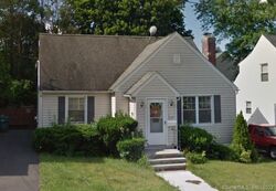 Pre-foreclosure in  3RD ST Hamden, CT 06514