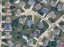 Pre-foreclosure in  PERCHERON PL Saint Peters, MO 63376