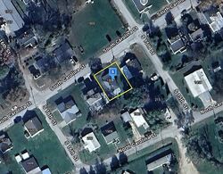 Pre-foreclosure in  S CAROLINA ST Louisiana, MO 63353