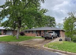 Pre-foreclosure in  KATHY DR Columbia, MO 65202
