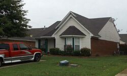 Pre-foreclosure in  POLLARD DR Southaven, MS 38671
