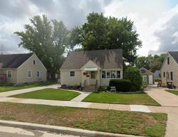 Pre-foreclosure in  14TH AVE SW Austin, MN 55912