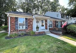 Pre-foreclosure in  OLD DOMINION DR Clinton Township, MI 48038