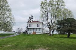  W Roosevelt Rd, Perrinton MI