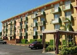 Pre-foreclosure in  NW 2ND AVE  Miami, FL 33169