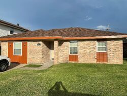 Pre-foreclosure in  CONCORDIA DR La Place, LA 70068