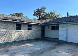 Pre-foreclosure in  CHATSWORTH DR La Place, LA 70068