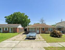 Pre-foreclosure in  SCHNELL DR Arabi, LA 70032