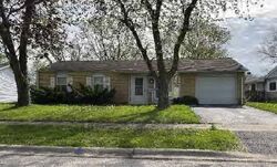 Pre-foreclosure in  DARTMOUTH AVE Matteson, IL 60443