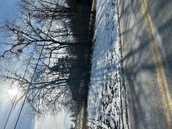 Pre-foreclosure in  AVAWAM DR Richmond, KY 40475