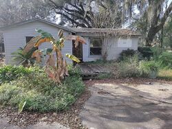 Pre-foreclosure in  MCCARGO ST S Jacksonville, FL 32221