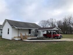  W Maple St, Hoopeston IL
