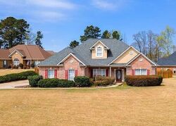 Pre-foreclosure in  SOHO PL Locust Grove, GA 30248